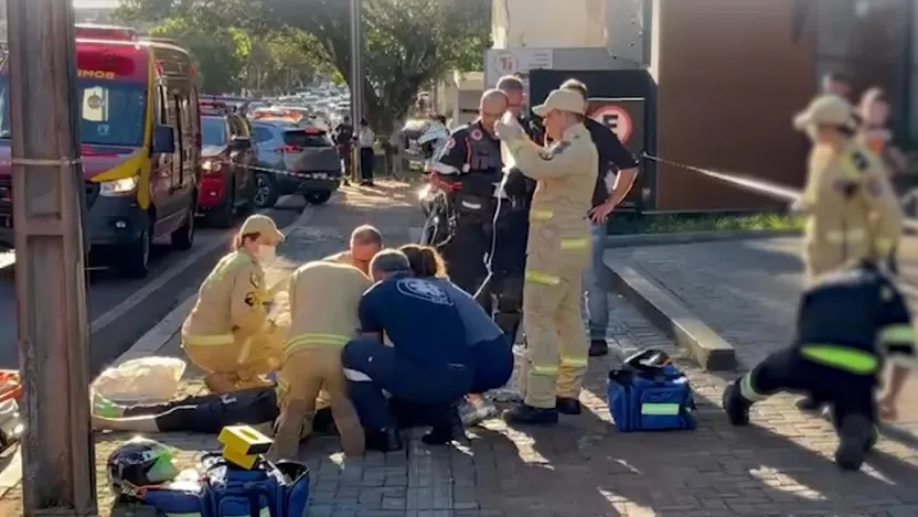 Venezuelano morre em acidente com moto no centro de Cascavel